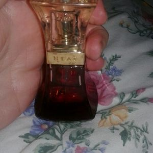 Beyonce heat perfume 0.5 oz 1/2 to 3/4 full